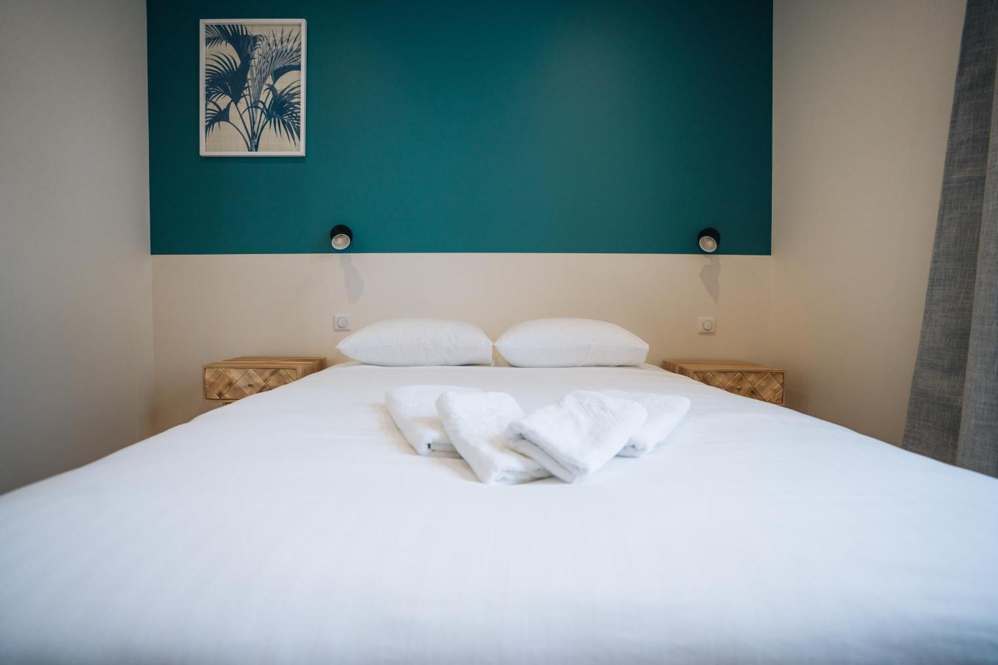 La Marjolaine - Demeure D'Hotes - Service Para-Hoteiier - Premium Шатору Экстерьер фото