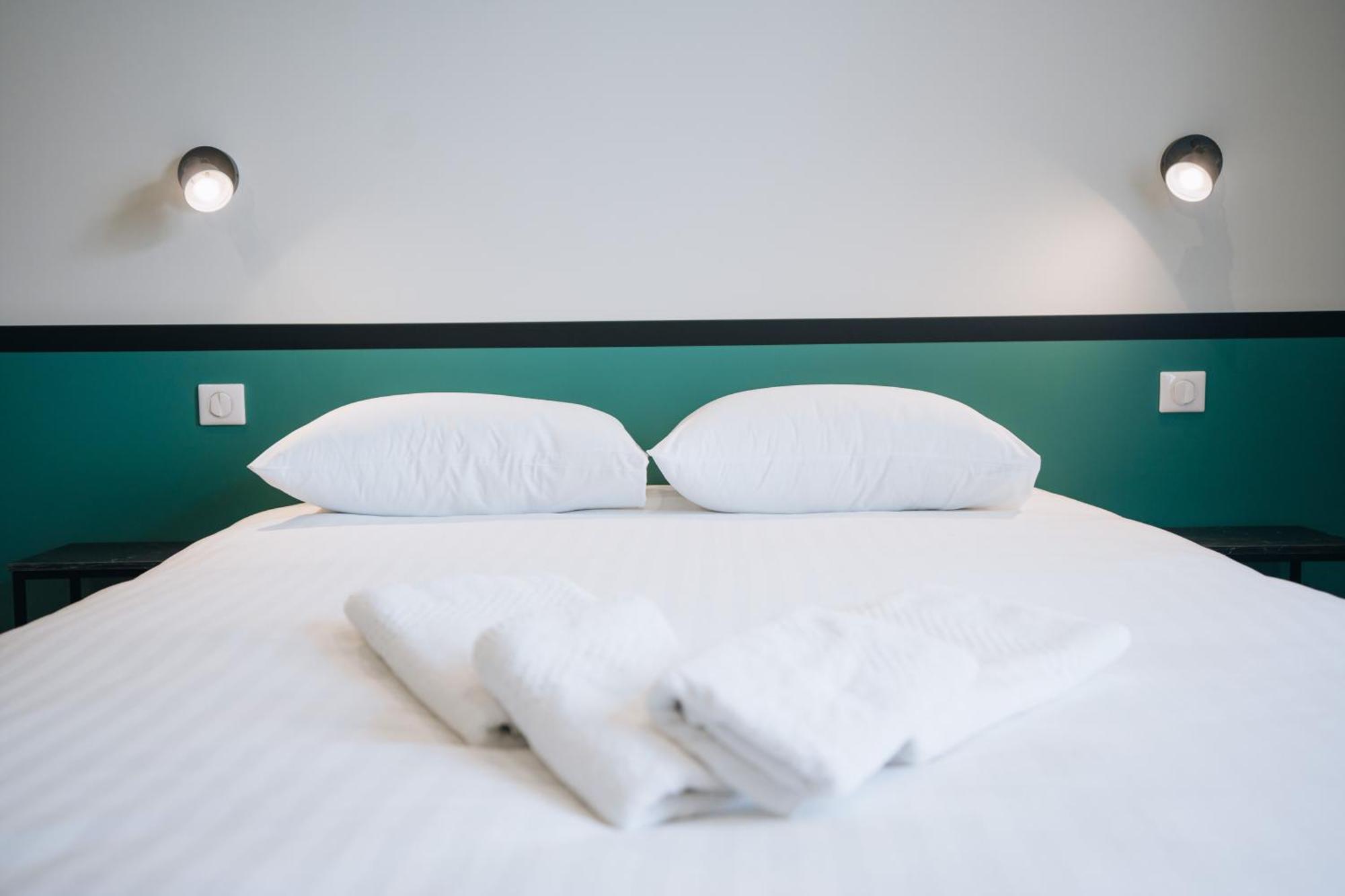 La Marjolaine - Demeure D'Hotes - Service Para-Hoteiier - Premium Шатору Экстерьер фото